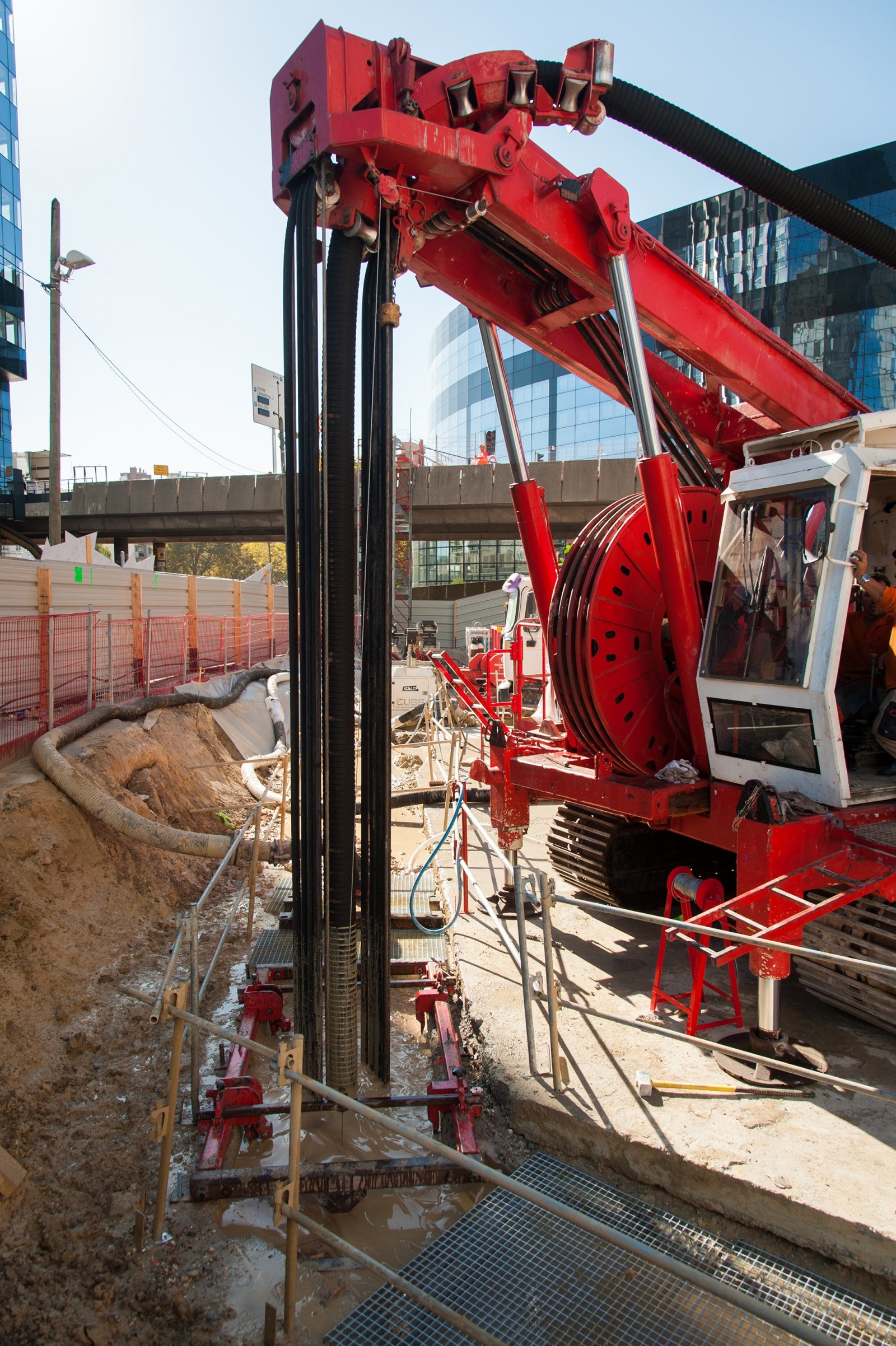 October 2018 - Work on diaphragm wall