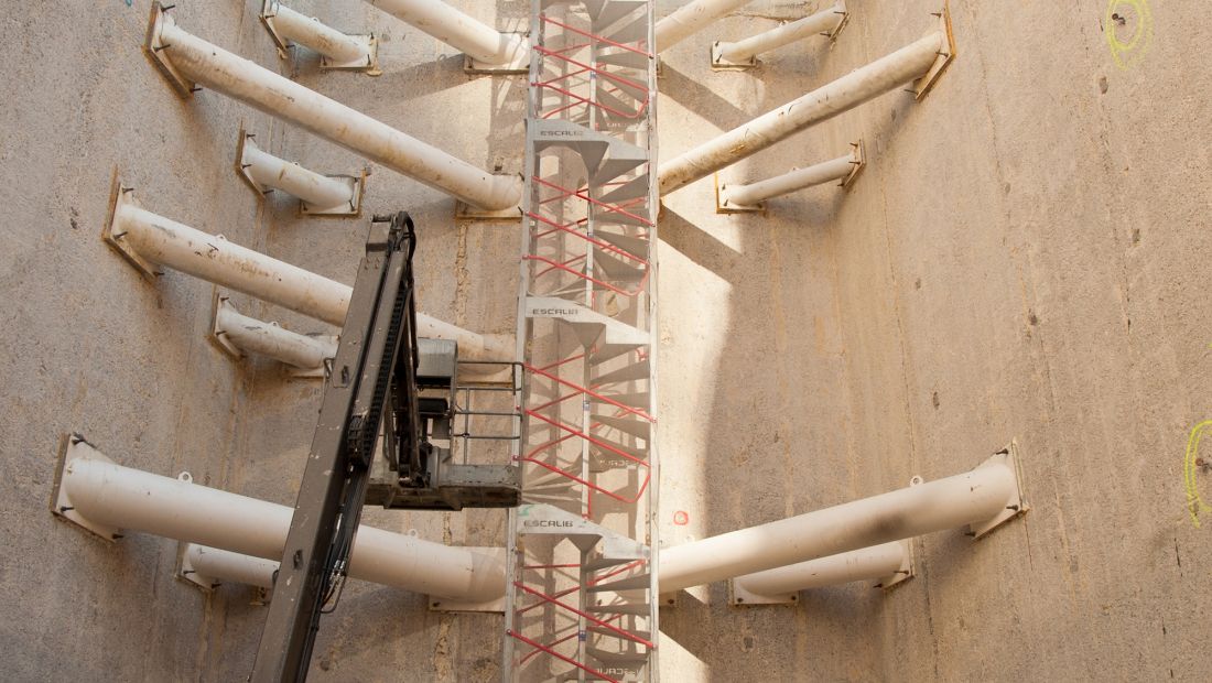 July 2019 - Buton on diaphragm wall seen from below