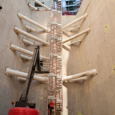 July 2019 - Buton on diaphragm wall seen from below