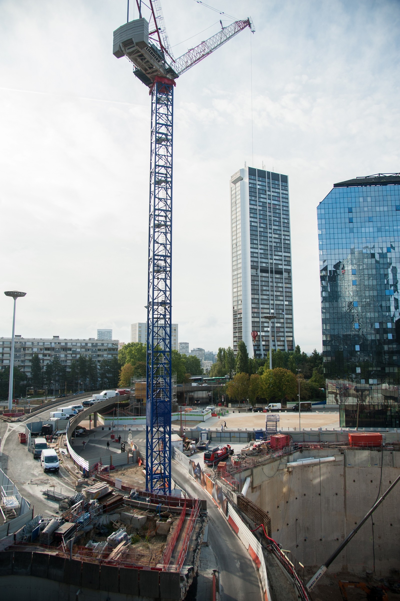 August 2019 - First construction crane