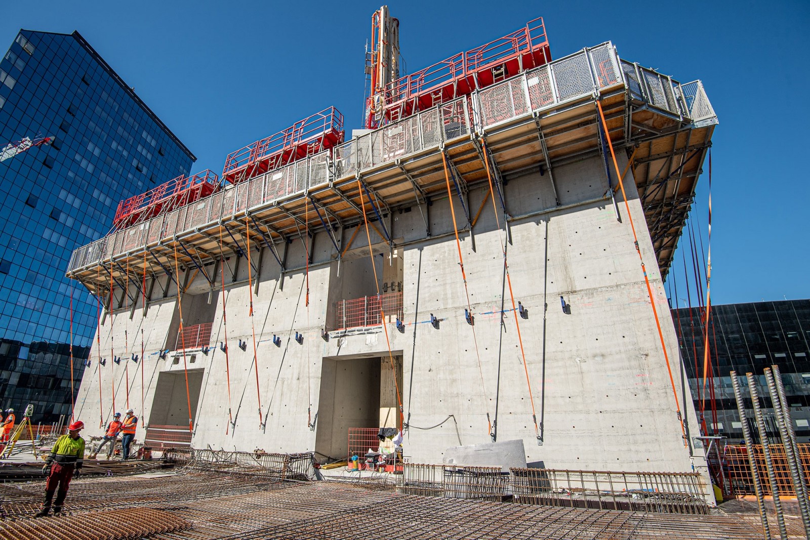 August 2020 - Construction of the tower core